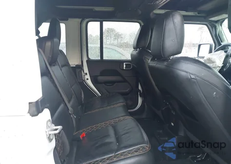 2021 Jeep Wrangler Unlimited High Altitude 4X4 z USA, uszkodzony, nr VIN 1C4HJXEG5MW853687